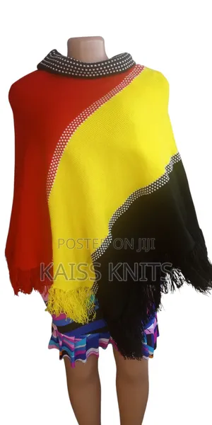 Black Yellow Reg Women's Shawl Poncho