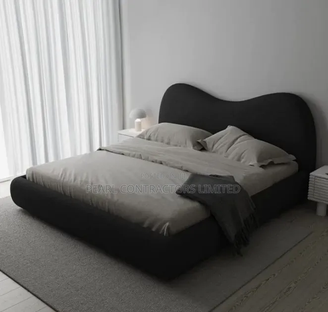 Beds/Cohen Upholstered Bed
