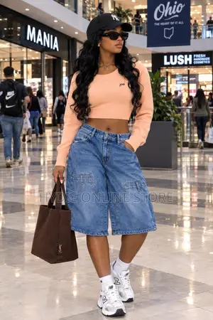 3/4 Ladies Baggie Short Jeans