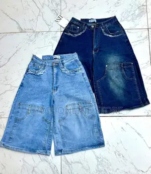 3/4 Ladies Baggie Short Jeans
