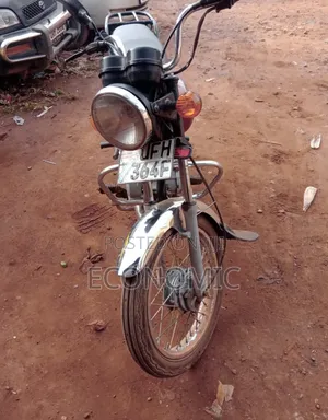 Bajaj Boxer 100 2018 Red
