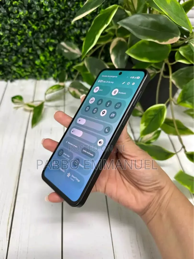New Samsung Galaxy A56 256 GB Black