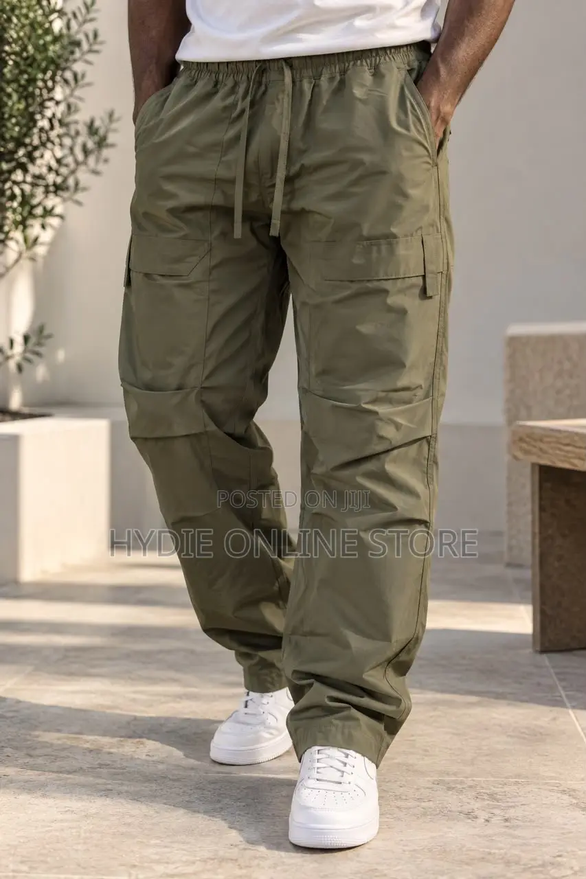 Minimal Free Men’s Pants