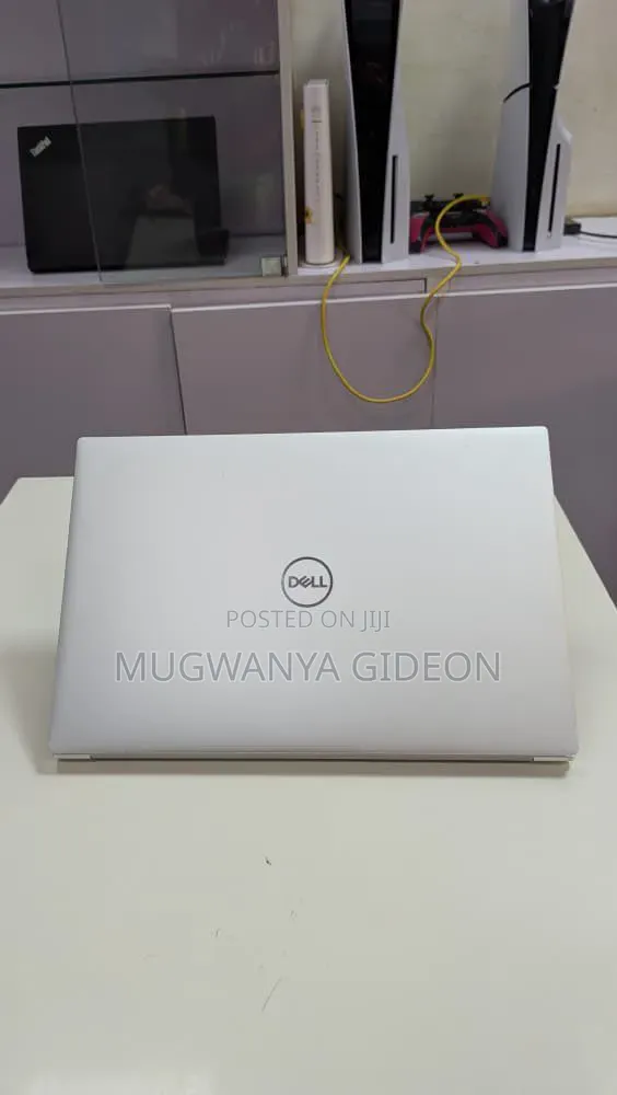 New Laptop Dell XPS 15 9530 16GB Intel Core i7 SSD 512GB