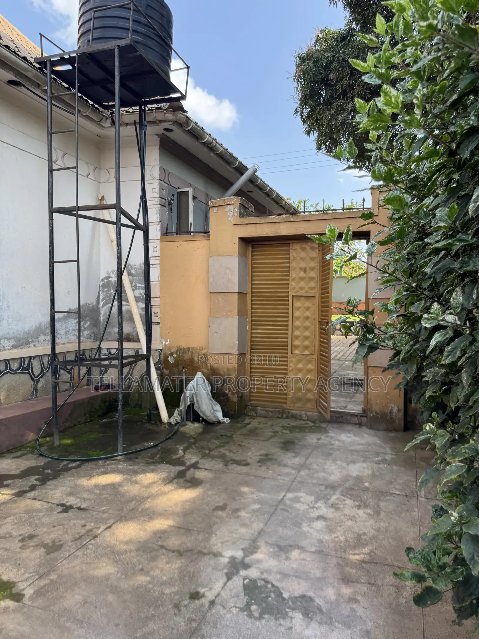 5bdrm Bungalow in Tellamater Estate, Kyampisi for sale