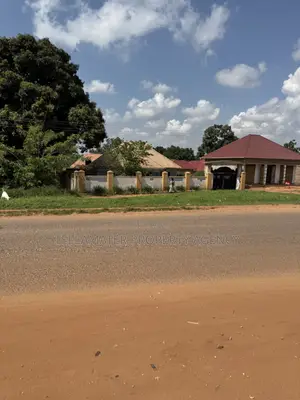 5bdrm Bungalow in Tellamater Estate, Kyampisi for sale