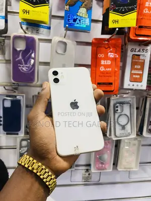 Apple iPhone 11 64 GB White