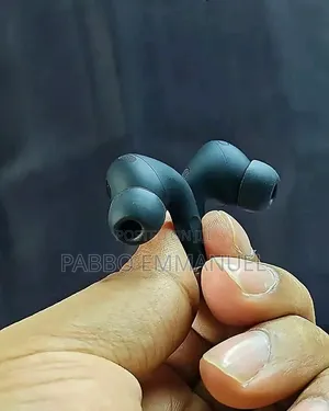 Mint Black Apple Airpods