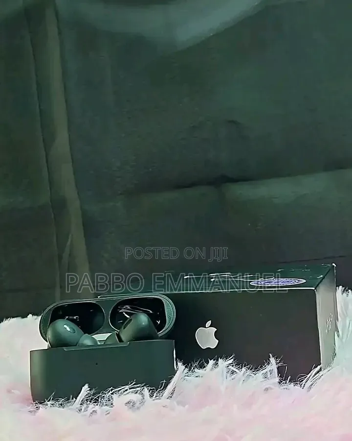 Mint Black Apple Airpods