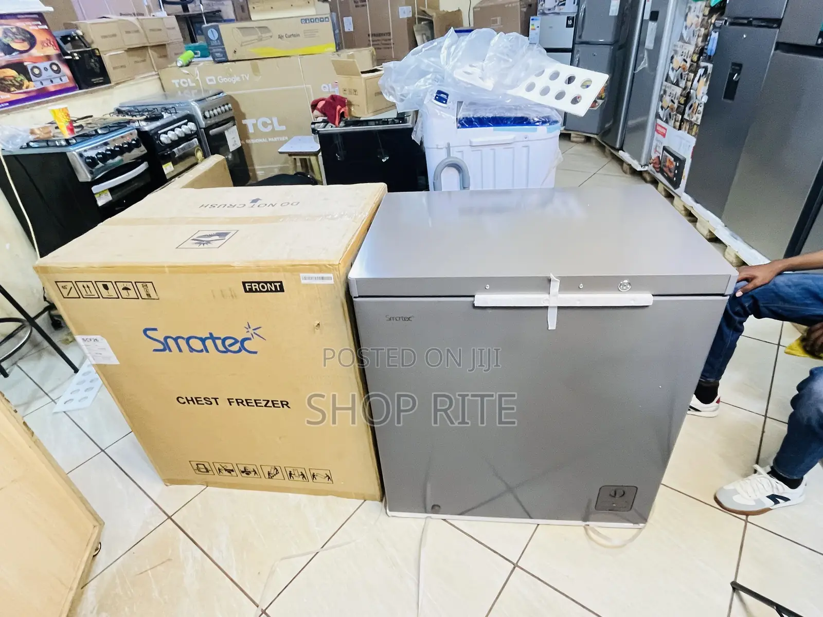 SMARTEC 260 Liters Fast Cooling Chest Freezer