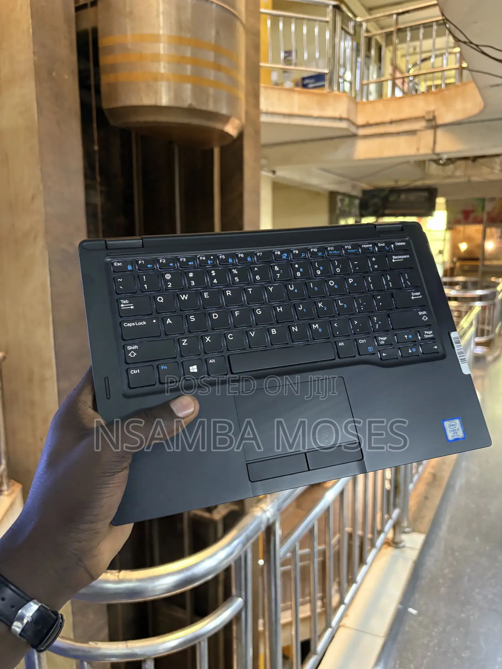 Laptop Dell Latitude 7390 16GB Intel Core i7 SSD 256GB