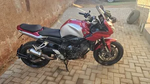 Yamaha FZ 2006 Red