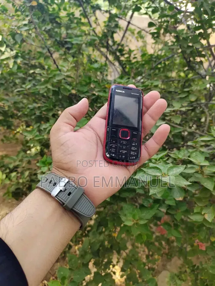 Nokia 5130 XpressMusic Red