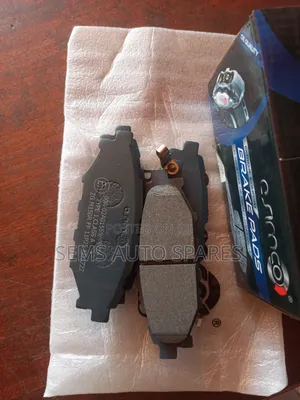 Brake Pads Subaru Legacy - Rear
