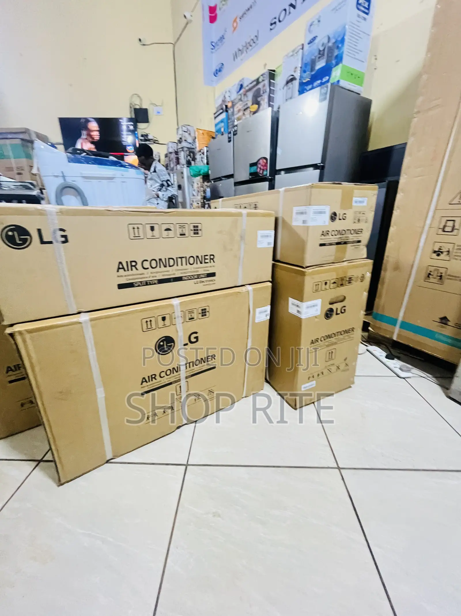 LG Air Conditioner 18000 Btu New Model
