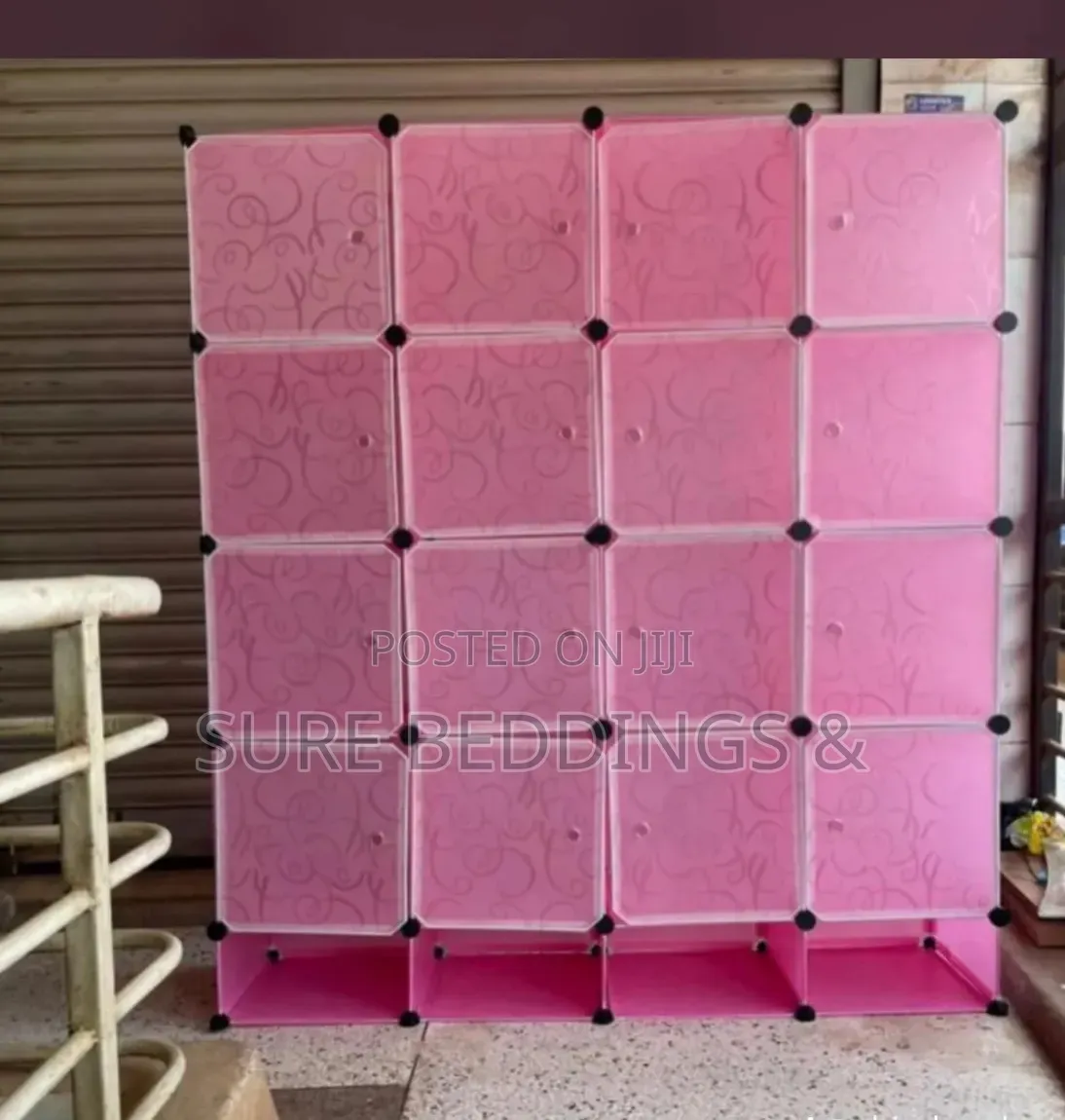 Generic 4 Columns Plastic Cabinet