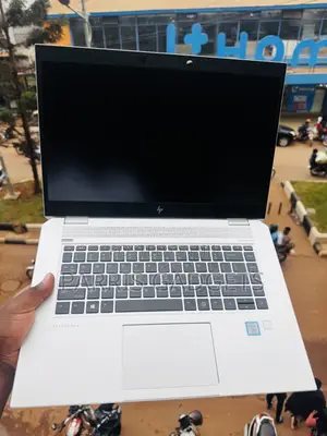 Laptop HP EliteBook 1050 G1 16GB Intel Core i7 SSD 512GB