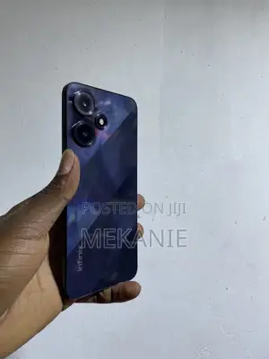 Infinix Hot 30 Play 128 GB Blue