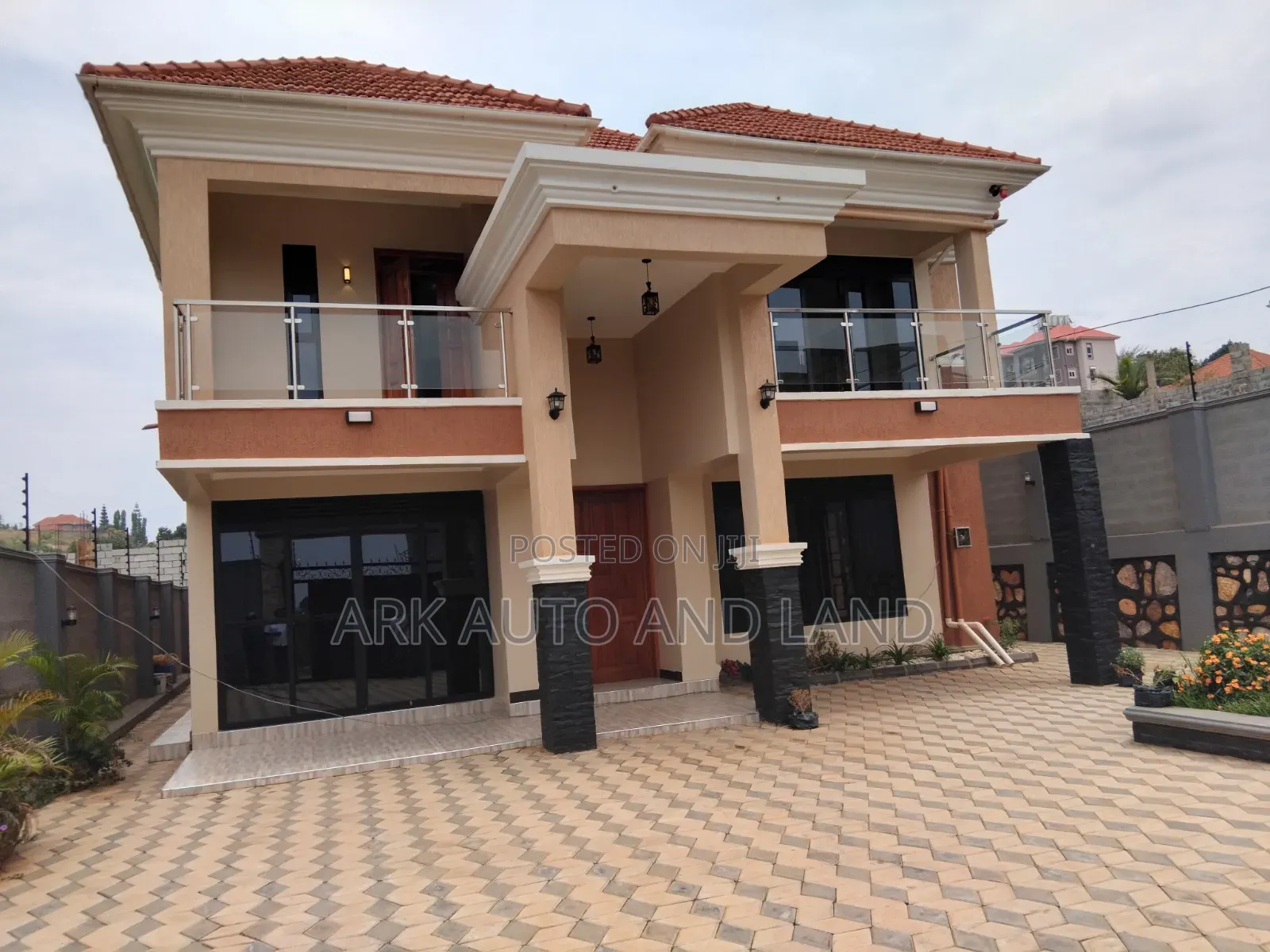 4bdrm House in Kira for sale