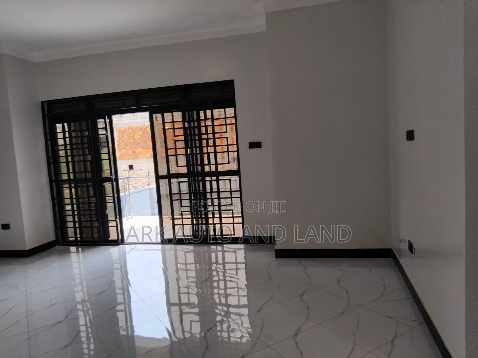 4bdrm House in Kira for sale