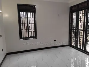 4bdrm House in Kira for sale