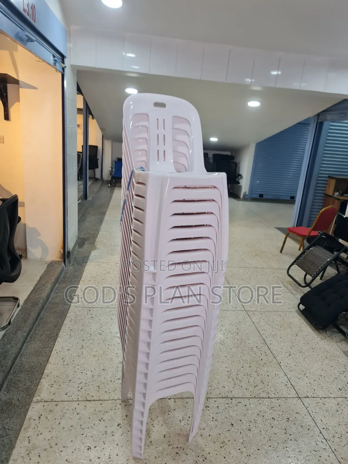Vented Armless Bars Plastic Chairs Plastic Chairs