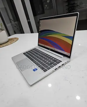 New Laptop HP ProBook 440 G9 16GB Intel Core i5 SSD 256GB