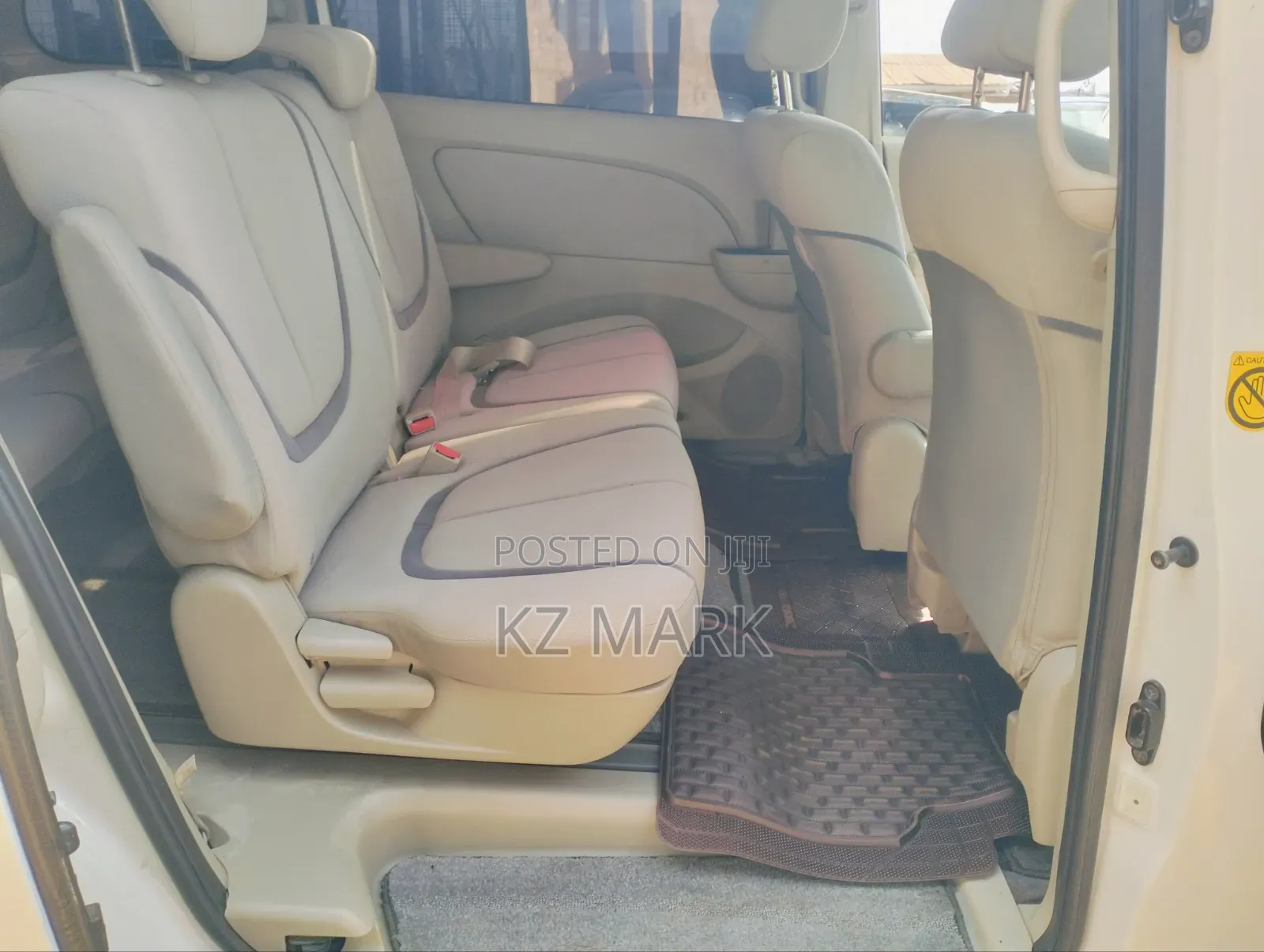 Mazda Biante 2014 White