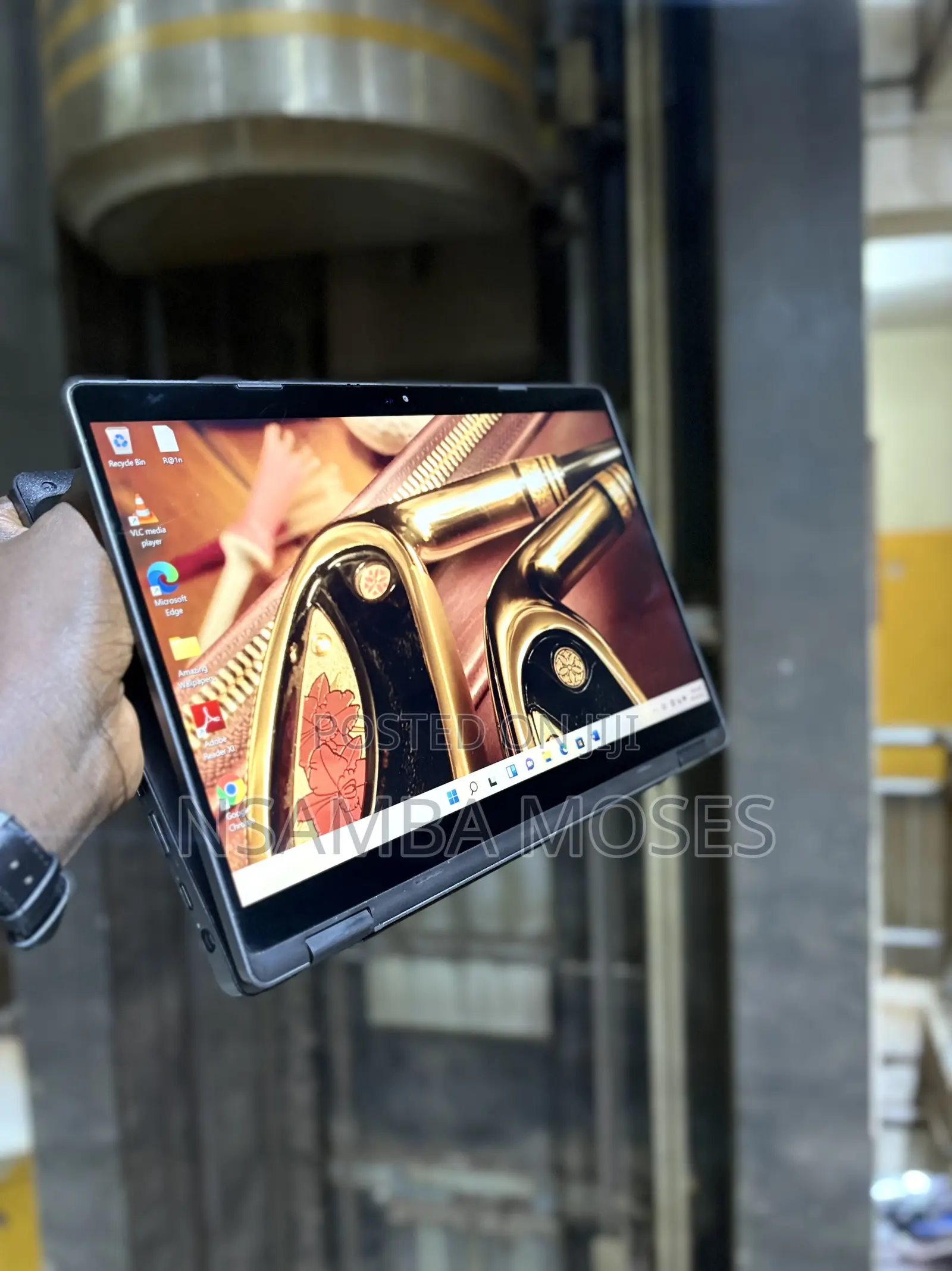 Laptop Dell Latitude 5300 2-in-1 8GB Intel Core i5 SSD 256GB