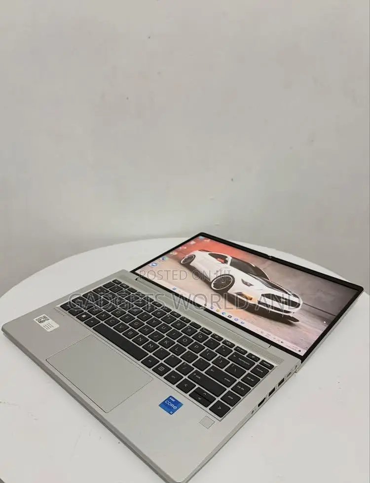New Laptop HP ProBook 440 G9 8GB Intel Core i5 SSD 256GB