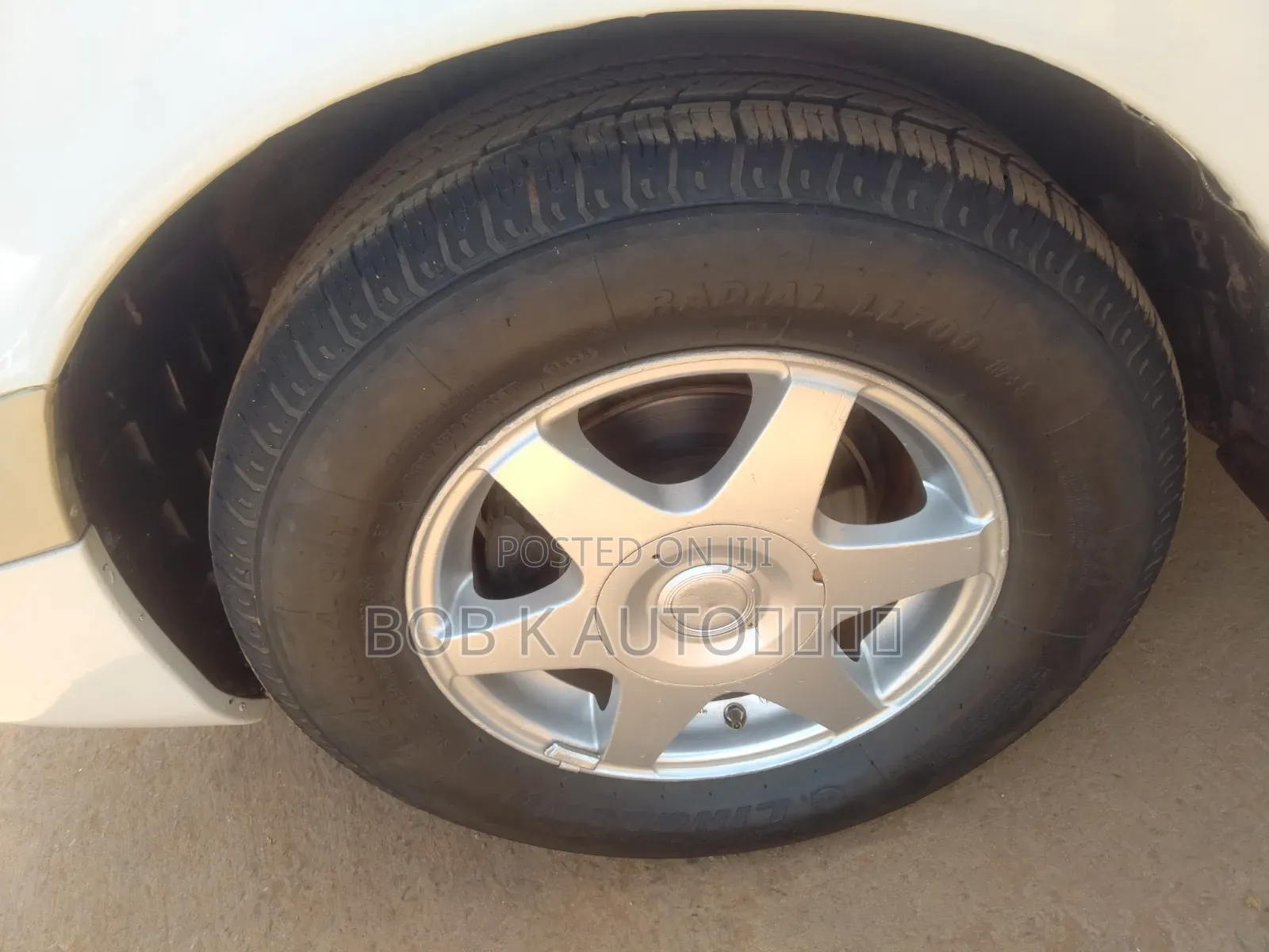 Toyota Corona Premio 2000 Silver