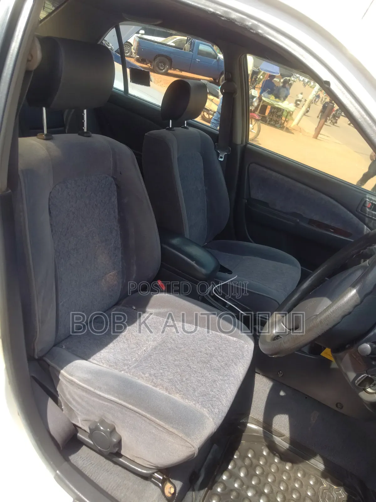 Toyota Corona Premio 2000 Silver