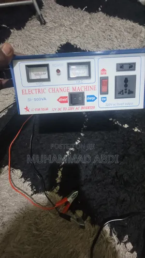 500W DC-AC Inverter + Separate Heavy-Duty Battery Charger