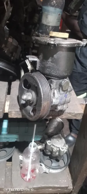 Steering Hydraulic Pump Subaru Forester Original Japan in Stock