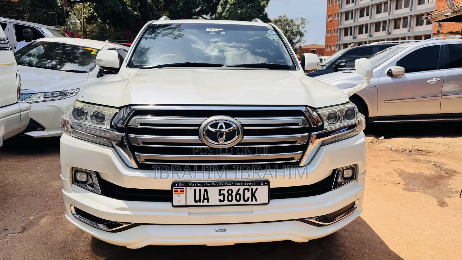 Toyota Land Cruiser 2016 White