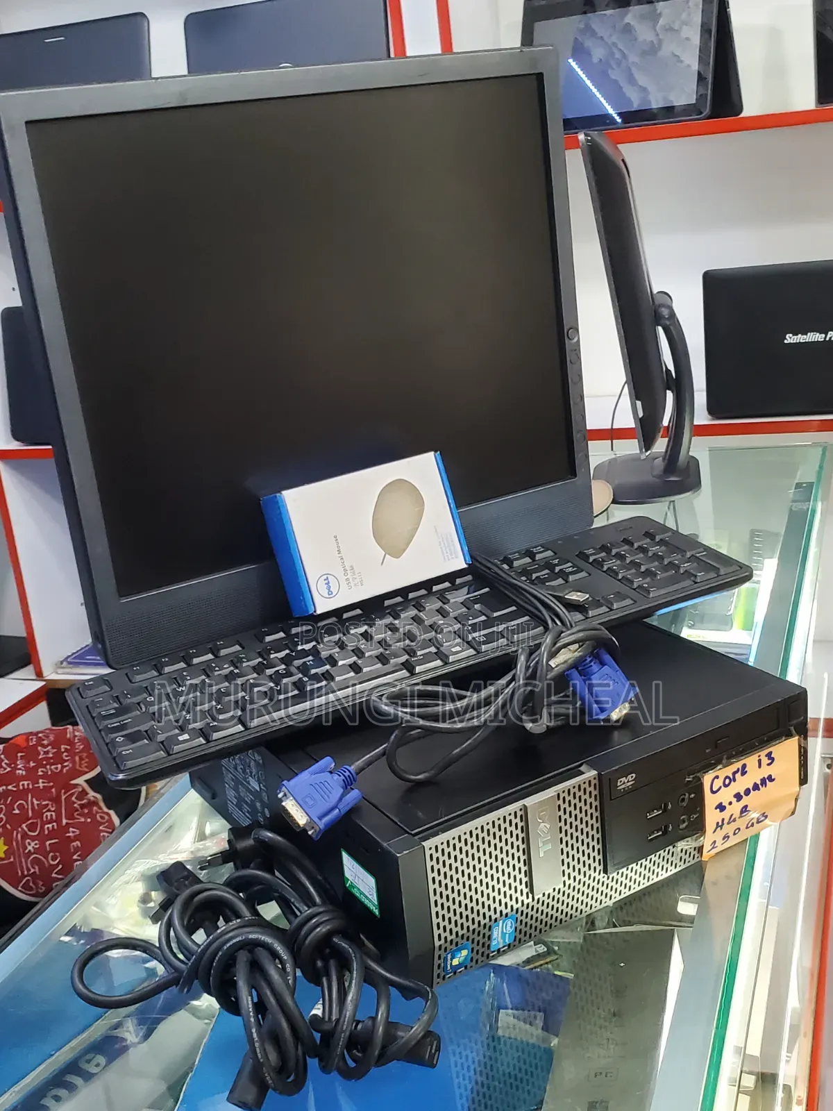 Desktop Computer Dell OptiPlex 390 4GB Intel Core i3 HDD 250GB