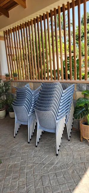 Advanced Norble Plastic Chairs Plastic Chairs for Restaurant Bars