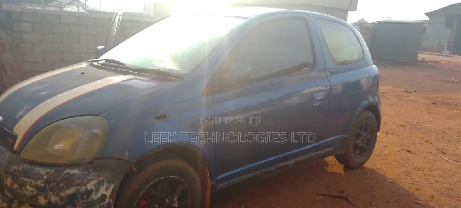 Toyota Vitz 2002 Blue