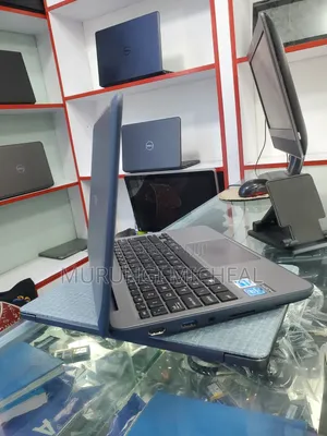 Laptop Asus VivoBook W202 4GB Intel Celeron SSD 60GB