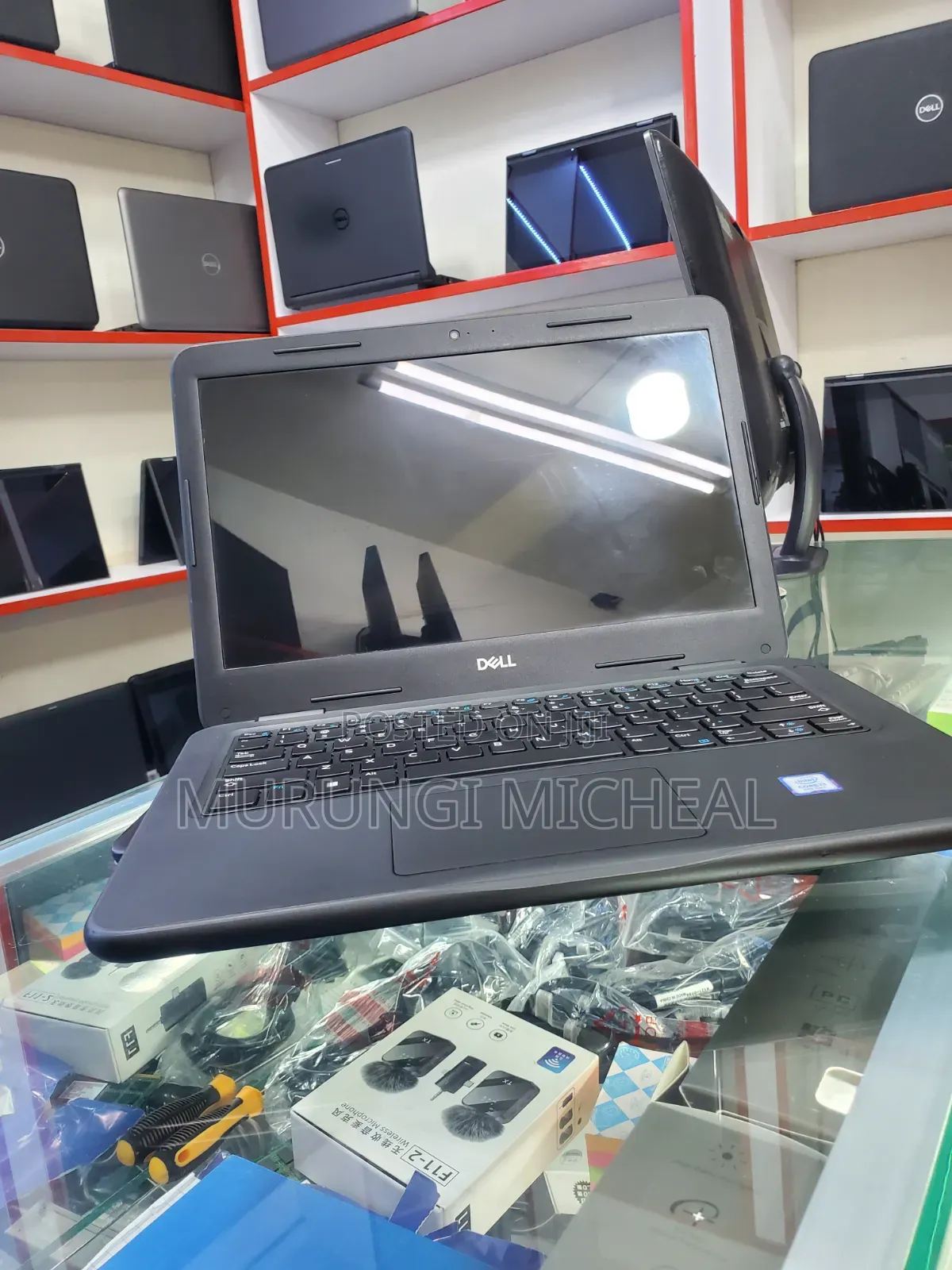 Laptop Dell Latitude 3310 4GB Intel Core i3 SSD 128GB