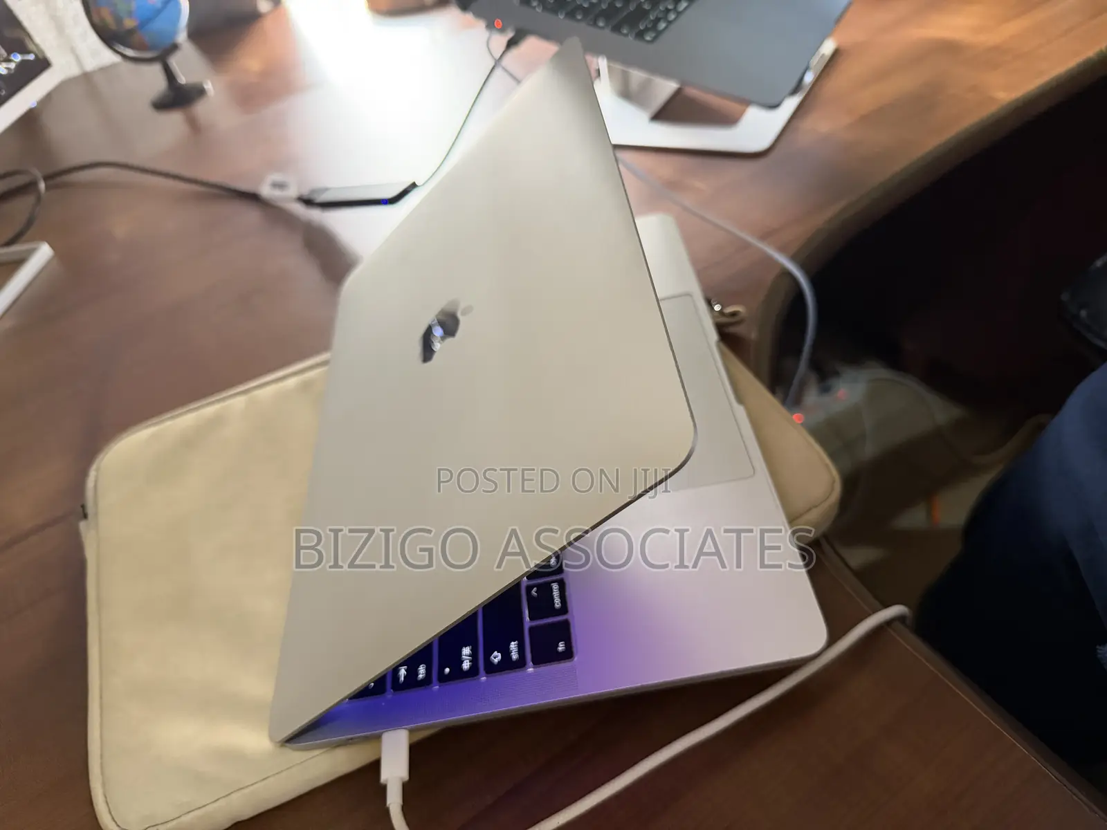 Laptop Apple MacBook Pro 8GB Intel Core i5 SSD 256GB