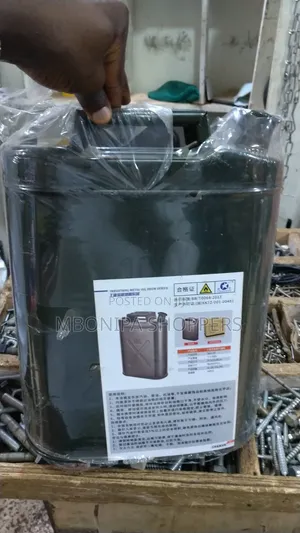 10-Liter Steel Jerry Can for Storing and Transporting Fuel or Oil