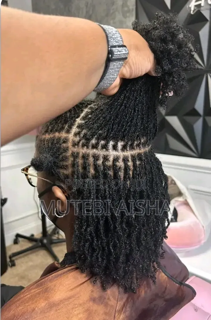 Natural Micro Locs