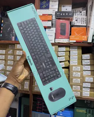 LOGITECH Wireless Keyboard Mouse (UK)