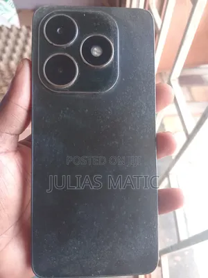 Tecno Spark 20 128 GB Black