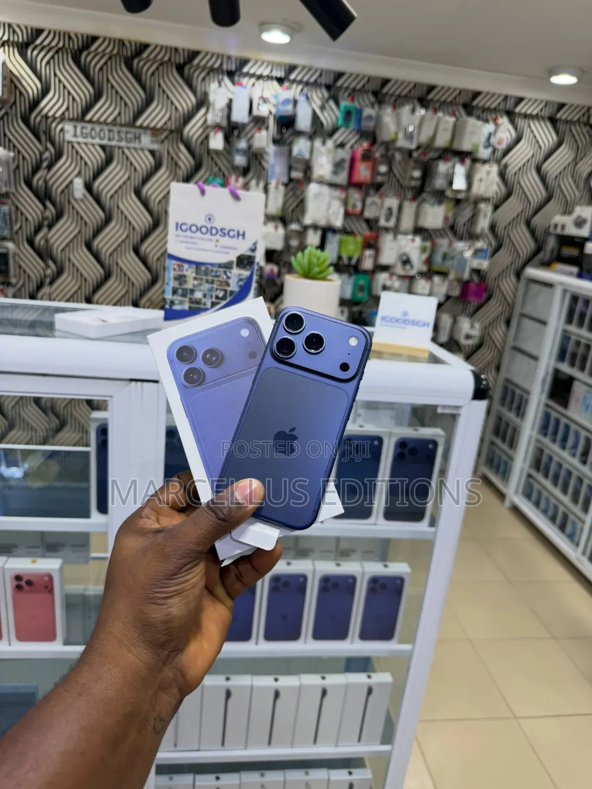 New Apple iPhone 17 Pro 256 GB Blue