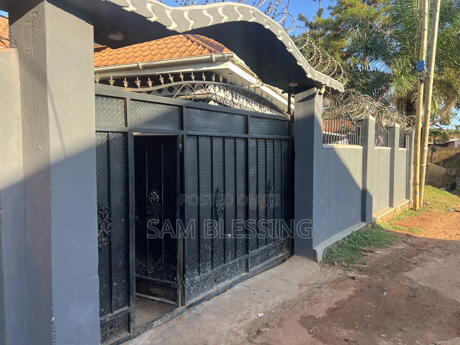 3bdrm House in Namasumba Ndejje, Central Division for sale