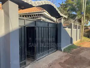 3bdrm House in Namasumba Ndejje, Central Division for sale