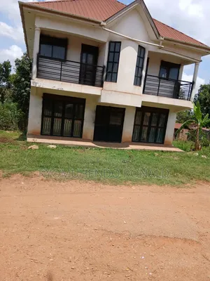 9bdrm Duplex in Kyengera, Nakawa for rent