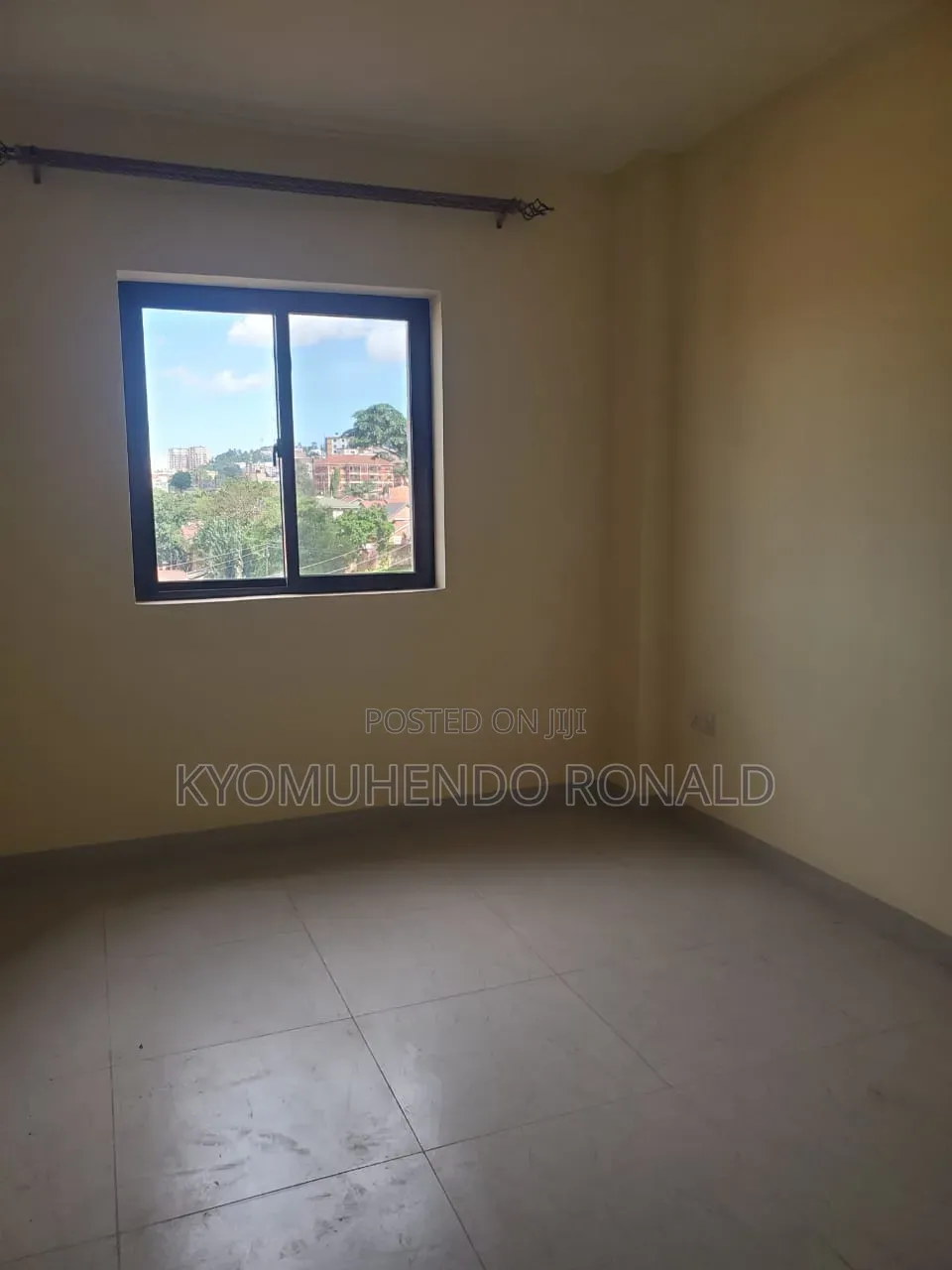 9bdrm Duplex in Kyengera, Nakawa for rent